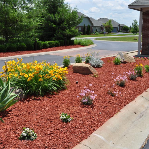 Dyed Red Mulch – Per 1 Yard